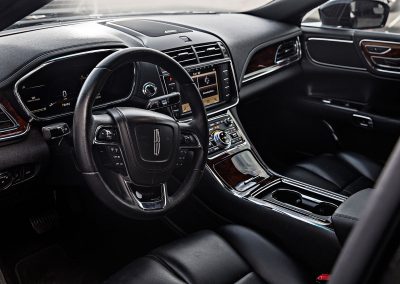 ALV Lincoln Sedan - Interior 1